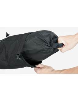 Torba rowerowa podsiodłowa topeak backloader black (15 litrów) 2