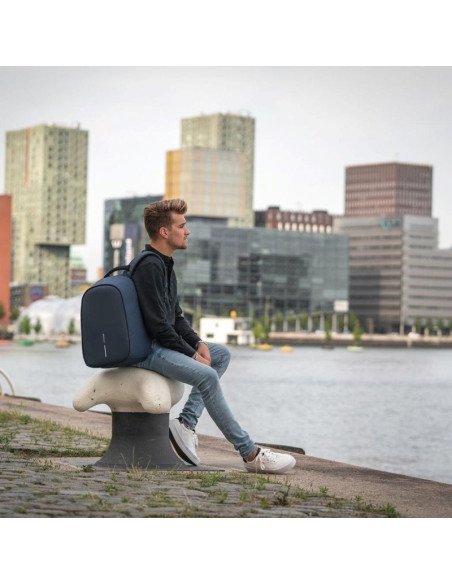 Xd design plecak antykradzieżowy bobby hero regular granatowy p/n: p705.295