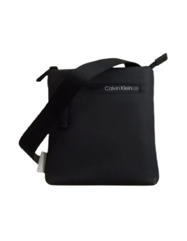Torba na ramię listonoszka calvin klein crossbody bag czarna - zm0zm02869 8ax