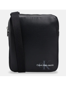 Torba na ramię listonoszka calvin klein jeans crossbody bag czarna - zm0zm0352-bds