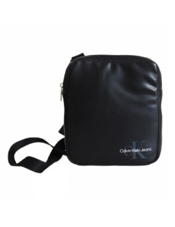 Torba na ramię listonoszka calvin klein jeans crossbody bag czarna - zm0zm0352-bds 2