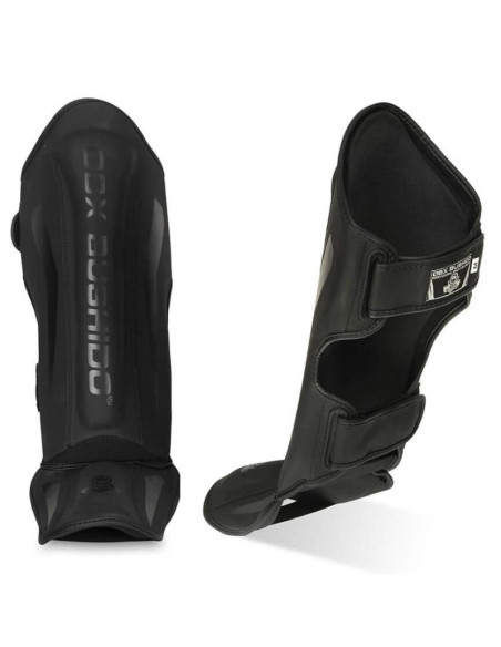 Ochraniacze na piszczele m - black master