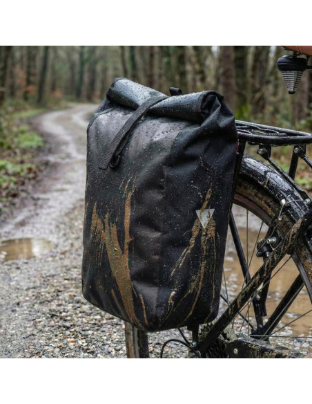 Sakwa torba rowerowa wodoszczelna tylna na bagażnik czarna 13,5l xqmax pro