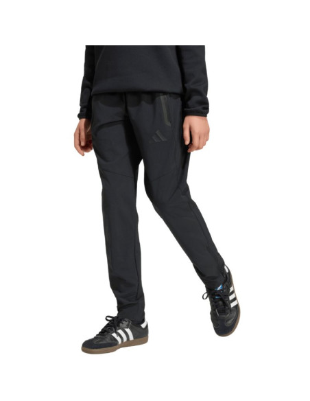 Spodnie dla dzieci adidas tiro 26 travel woven czarne jm5556