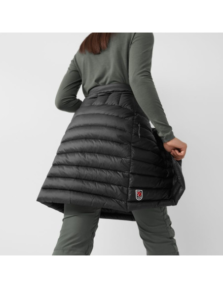 Spódnica trekkingowa damska fjällräven expedition pack down skirt black puchowa czarna (f86367-550)