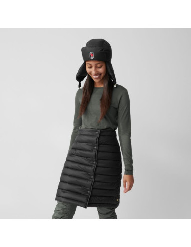 Spódnica trekkingowa damska fjällräven expedition pack down skirt black puchowa czarna (f86367-550)