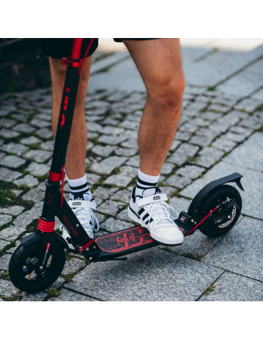 Hm209t black-red hulajnoga z hamulcem tarczowym nils extreme