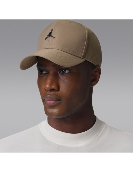 Czapka z daszkiem air jordan rise structured metal jumpman khaki - hm5750-247
