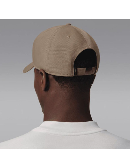 Czapka z daszkiem air jordan rise structured metal jumpman khaki - hm5750-247