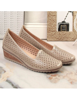 Półbuty na koturnie potocki w 2