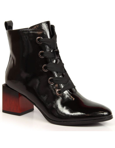 Botki ocieplane lakierowane na ozdobnym obcasie potocki w