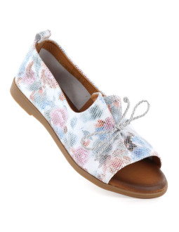 Botki ocieplane lakierowane na ozdobnym obcasie potocki w 2