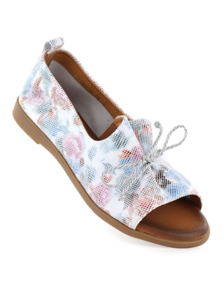 Botki ocieplane lakierowane na ozdobnym obcasie potocki w