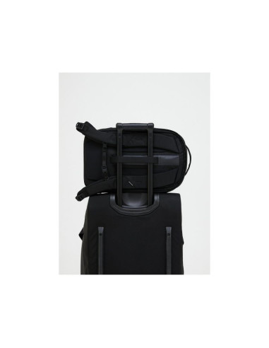 Plecak peak performance commuter backpack kolor czarny