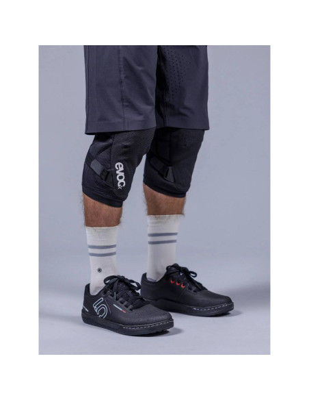 Ochraniacze na kolana evoc knee prot ls flex enduro black