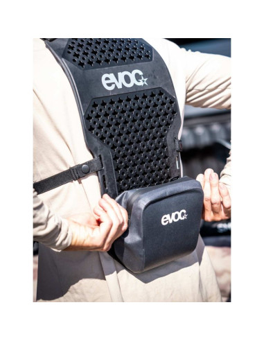 Szaszetka na ochraniacz evoc torso pin pack wp 1,5 black