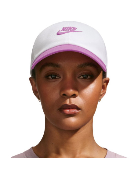 Czapka z daszkiem nike club biało-różowa fb5368 103
