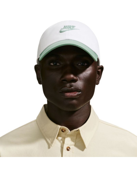 Czapka z daszkiem nike club biało-miętowa fb5368 105