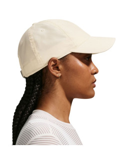 Czapka z daszkiem nike dri-fit club kremowa fb5372 115