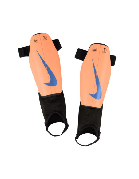 Ochraniacze piłkarskie dla dzieci nike charge pomarańczowe dx4610 852