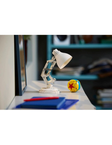 Lego ideas 21357 disney pixar luxo jr.