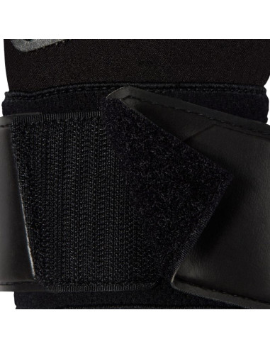 Rękawice bramkarskie nike grip3 czarno-czerwono-białe hq0256 010