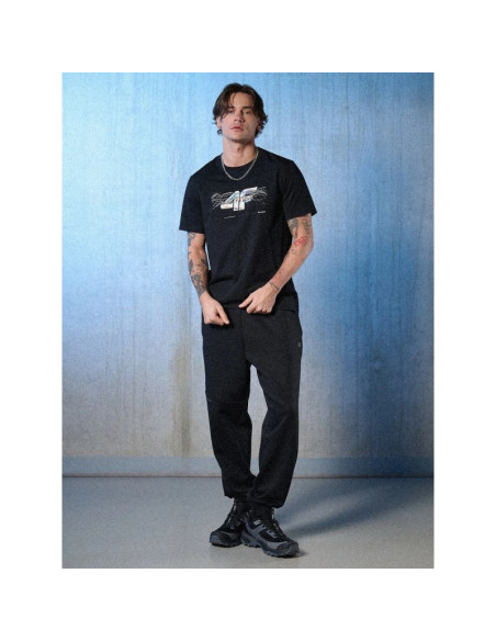 T-shirt regular z nadrukiem męski 4f 4frss26ttshm3662-20s