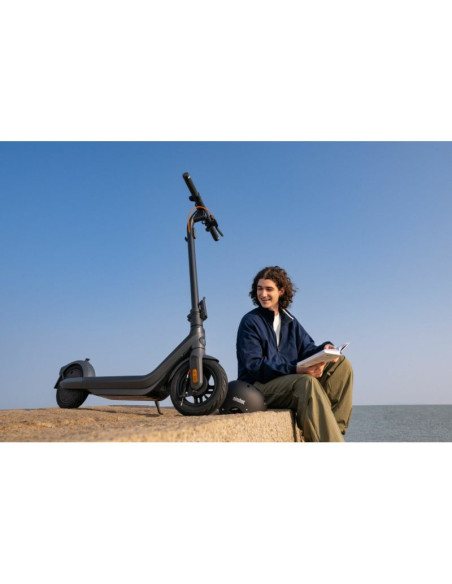 Hulajnoga elektryczna segway-ninebot kickscooter e2 pro d